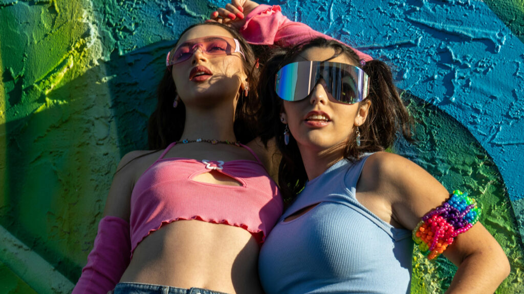 Two fashionable young ladies representing bratsummer.